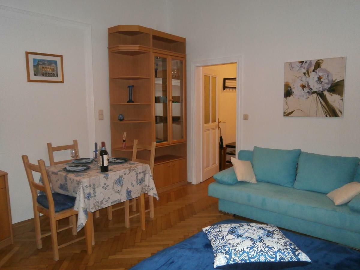 Apartament 55 *